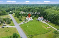 20 Richardson Drive, Derry, NH 03038