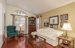 457 LIAM AVENUE, TARPON SPRINGS, FL 34689