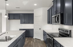 405 Rivers Edge Drive, Waxahachie, TX 75167