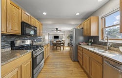 421 E Maple Street, Lombard, IL 60148