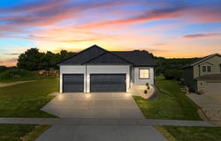 935 Hay Creek Trail, Reedsburg, WI 53959