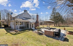 464 LOCUST LANE, LITTLESTOWN, PA 17340