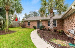 2759 Pleasant Bay Ct, Navarre, FL 32566
