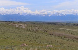 1069 Yucca Pass Road, Manhattan, MT 59714