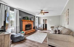 108 Wyandot St, Darlington, SC 29532