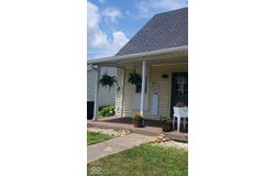702 W Cross Street, Brownstown, IN 47220