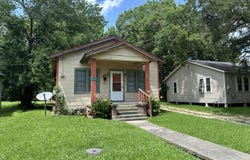 1002 Vidrine Street, Opelousas, LA 70570