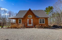 36 Lakeview Lane, Harrison, ME 04040