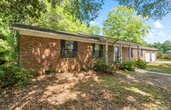 5325 Crystal Creek Dr, Pace, FL 32571