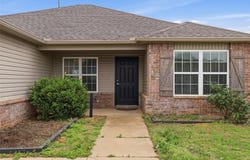 1200 Granite Lane, Noble, OK 73068