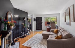 983 10th Avenue NW, Altoona, IA 50009