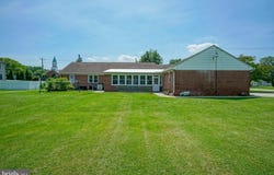 370 S BROADWAY, PENNSVILLE, NJ 08070