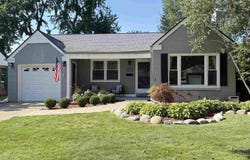 21152 Lancaster Road, Harper Woods, MI 48225