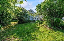5 Crosby St, Webster, MA 01570