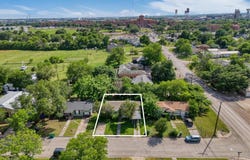 1105 Spring Branch Street, Beverly Hills, TX 76711