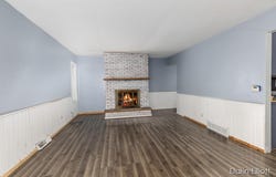93 N Robinson Street, Lyons, MI 48851