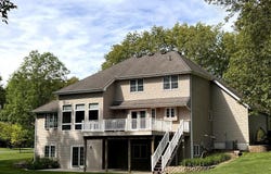 9800 Crestwood Circle, DeMotte, IN 46310