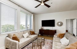 7707 Bluebonnet Blvd, Baton Rouge, LA 70810