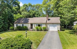 48 Valley Brook Road, Centerville, MA 02632