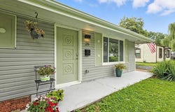 26 Rissant Dr, Florissant, MO 63031