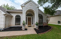 8227 Broken Branch DR, Round Rock, TX 78681