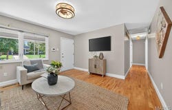 2255 Murray Forest Drive, Maryland Heights, MO 63043
