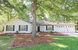 2821 Clayton Dr, Valdosta, GA 31602