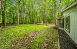 2086 S Park Lane, Roaming Shores, OH 44084