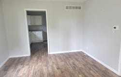 621 Benton AVE, Marshall, MO 65340