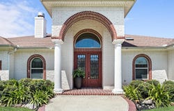 1004 Doornbos Lane, Nederland, TX 77627