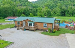 4264 1482 Highway, Oneida, KY 40972