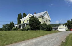 6 Fairfield Hill Road, St. Albans Town, VT 05478