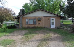 806 Maple Street, Ida Grove, IA 51445