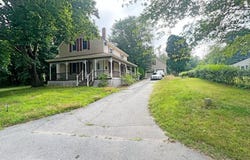 265 Stevens Rd, Swansea, MA 02777
