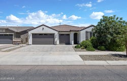 16118 W DESERT HILLS Drive, Surprise, AZ 85379