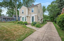 542 Humiston Drive, Bay Village, OH 44140