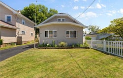 86 Henley Street, Rochester, NY 14612