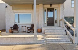 1528 Ocean Boulevard, St. Simons Island, GA 31522