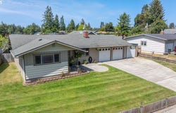 3840 VISTA DR, North Bend, OR 97459