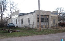 211 E 3rd St, Dell Rapids, SD 57022
