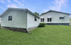1053 Burlington Avenue, Frankfort, IN 46041-1401