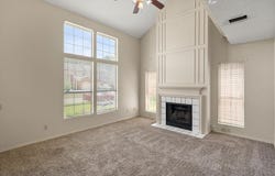 1523 Creek Bank Lane, Arlington, TX 76014
