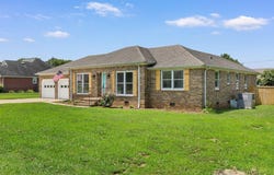 306 Madison Ave, Muscle Shoals, AL 35661