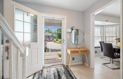 32 Village Ct, Bound Brook Boro, NJ 08805