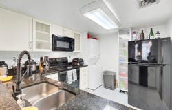 14 Lockwood Drive, Charleston, SC 29401