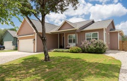32 Acacia Dr, Wimberley, TX 78676