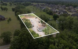 516  S Lake  RD, Elm Springs, AR 72762