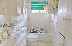 4 W Los Ebanos Boulevard, Brownsville, TX 78520