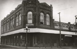 202 E Main Street, Henderson, TX 75652