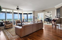 1050 BORGHESE unit: 906, Naples, FL 34114
